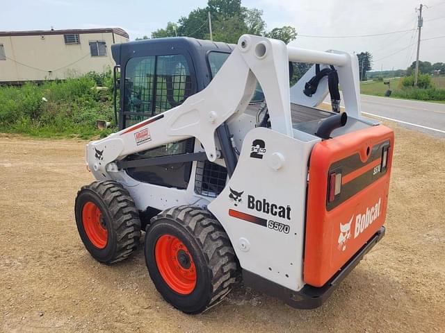 Image of Bobcat S570 equipment image 1