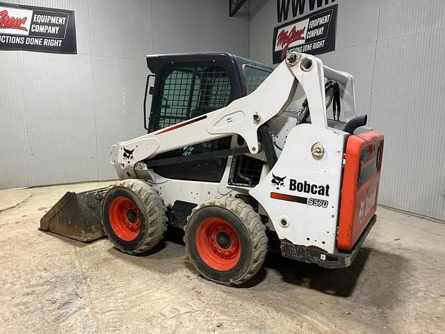 Image of Bobcat S570 equipment image 2