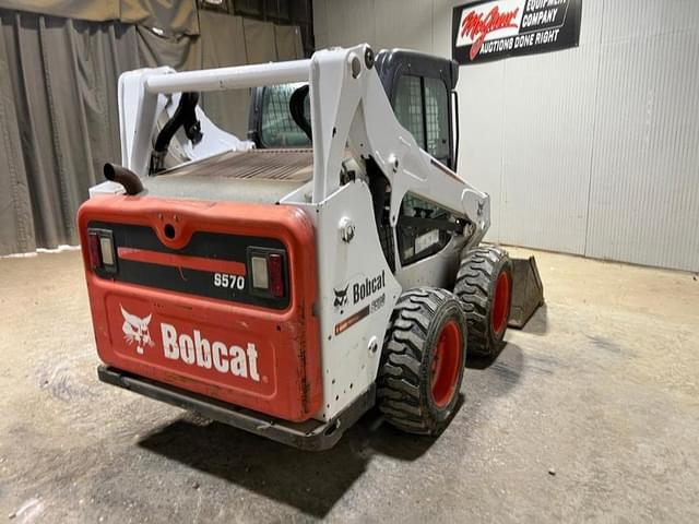 Image of Bobcat S570 equipment image 4