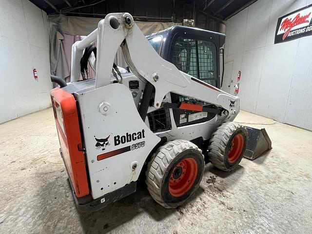 Image of Bobcat S570 equipment image 4