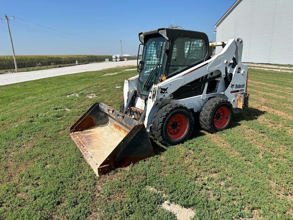 Main image Bobcat S590