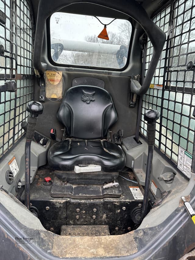 Image of Bobcat S650 equipment image 3