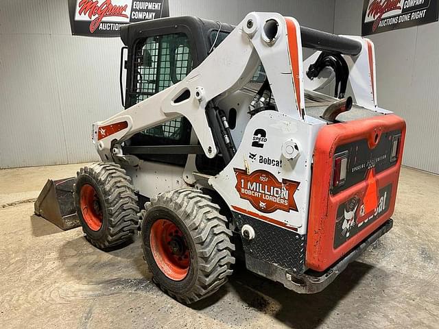 Image of Bobcat S650 equipment image 2