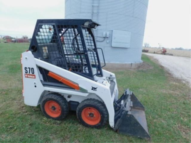 Image of Bobcat S70 equipment image 3