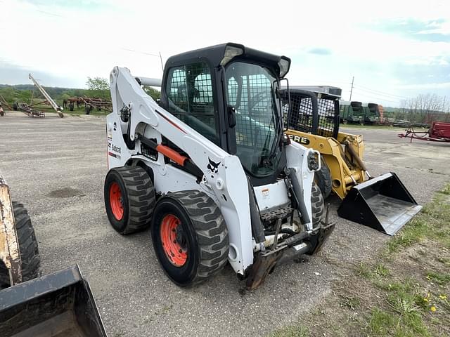 Image of Bobcat S750 equipment image 2