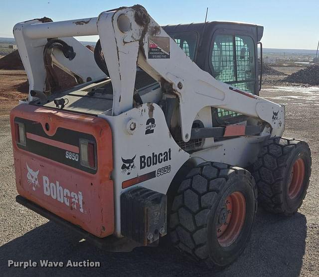 Image of Bobcat S850 equipment image 4