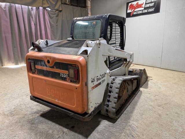 Image of Bobcat T550 equipment image 4