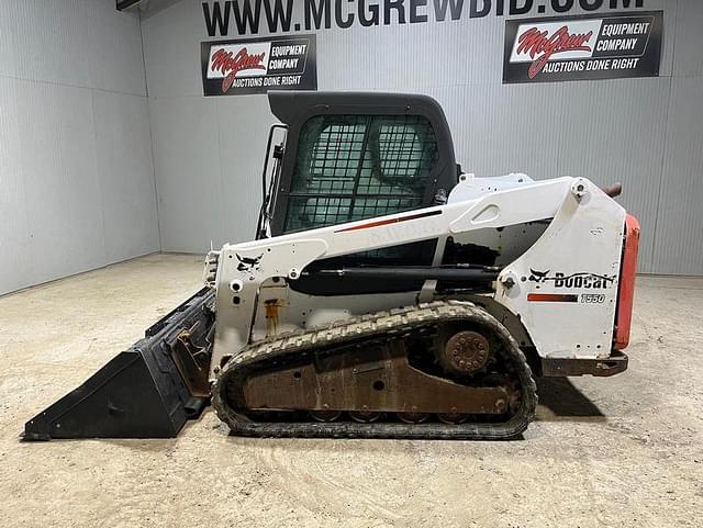 Image of Bobcat T550 equipment image 2