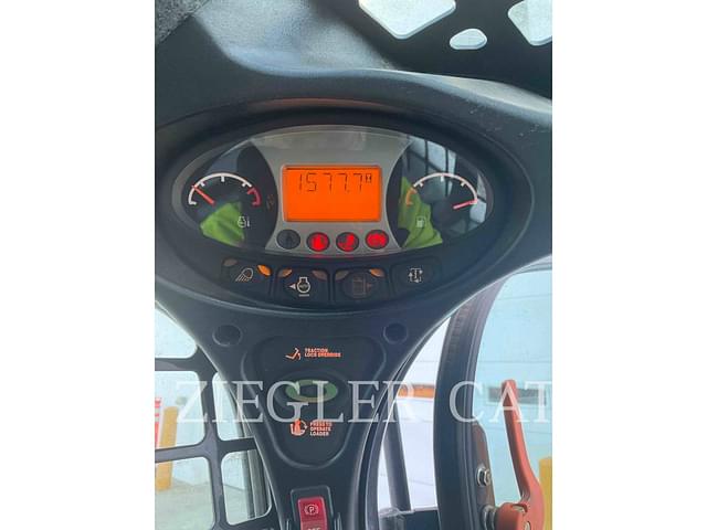 Image of Bobcat T590 equipment image 3