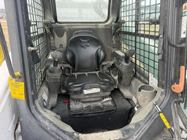Image of Bobcat T590 equipment image 2