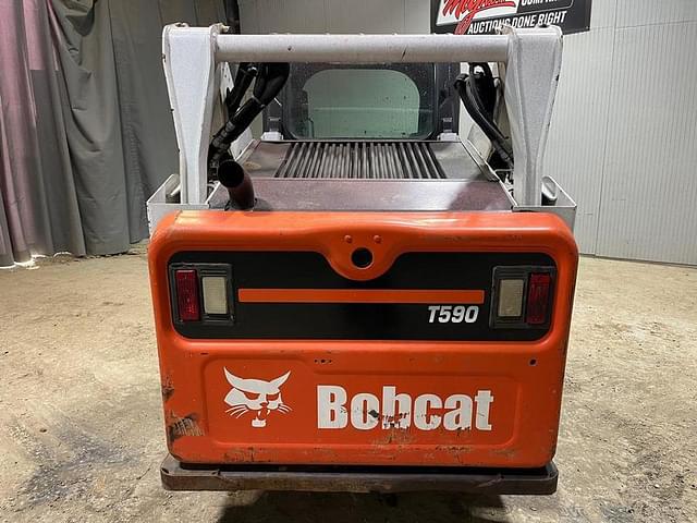 Image of Bobcat T590 equipment image 3