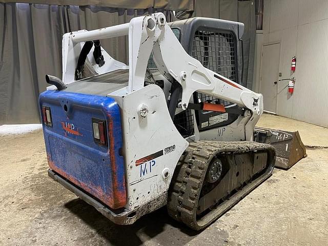 Image of Bobcat T590 equipment image 4