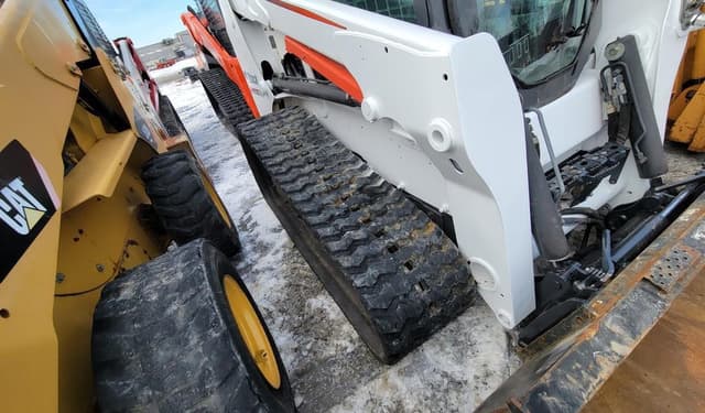 Image of Bobcat T630 equipment image 3