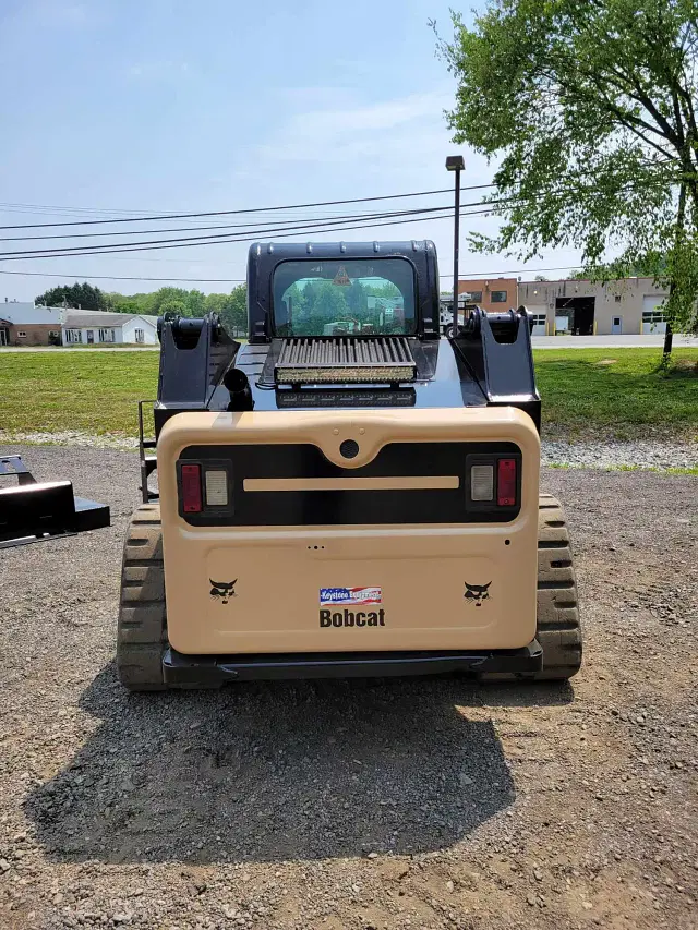 Image of Bobcat T630 equipment image 4