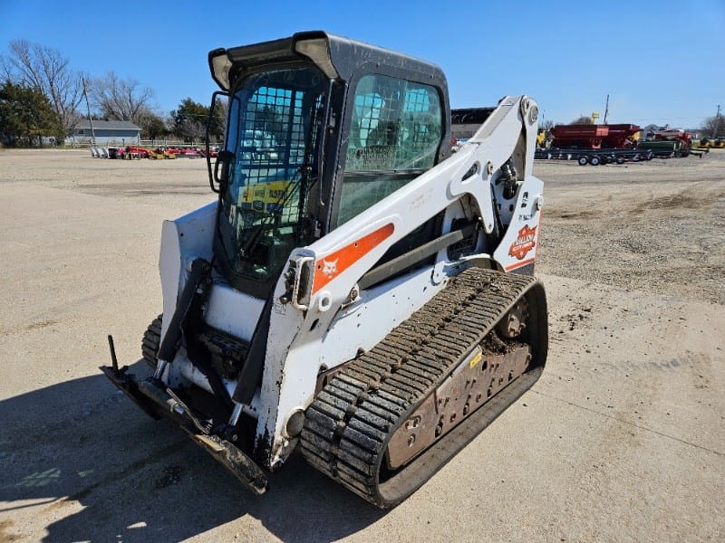 Main image Bobcat T650