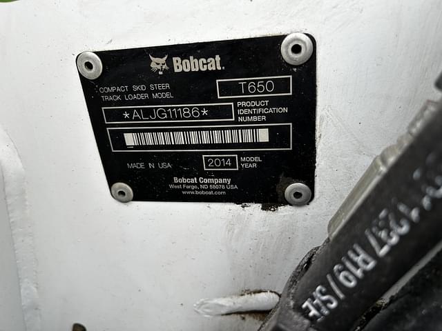 Image of Bobcat T650 equipment image 4