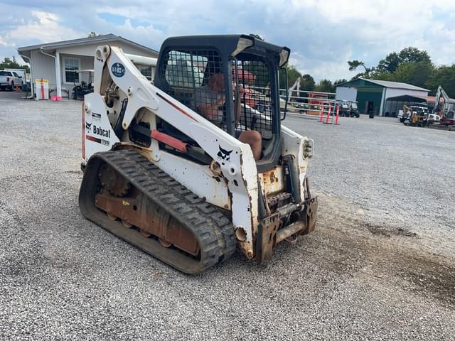 Image of Bobcat T650 equipment image 2