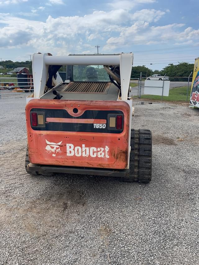 Image of Bobcat T650 equipment image 4