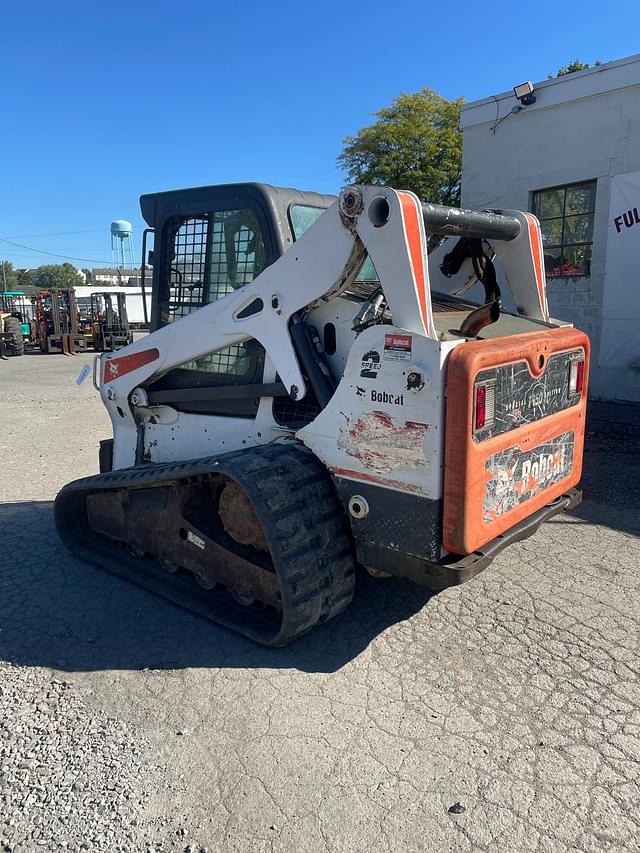 Image of Bobcat T650 equipment image 3