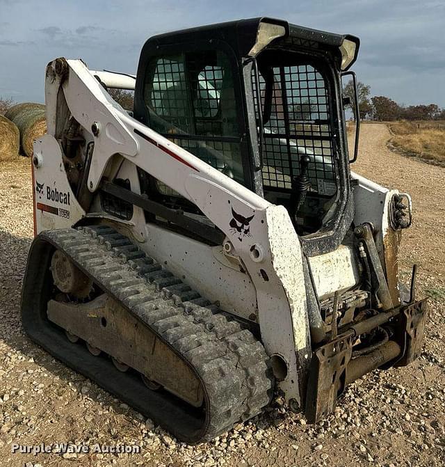 Image of Bobcat T650 equipment image 2