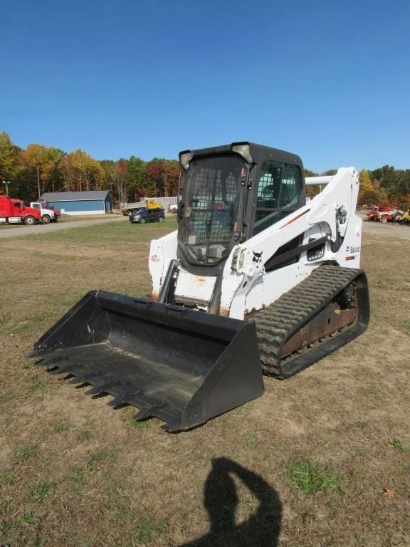 Main image Bobcat T750