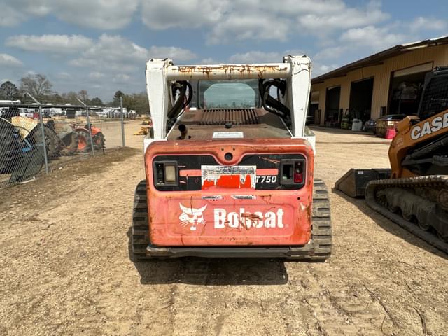 Image of Bobcat T750 equipment image 3