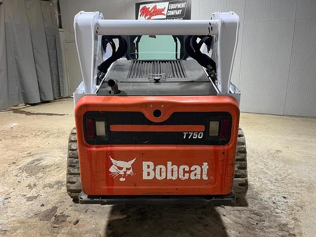 Image of Bobcat T750 equipment image 3