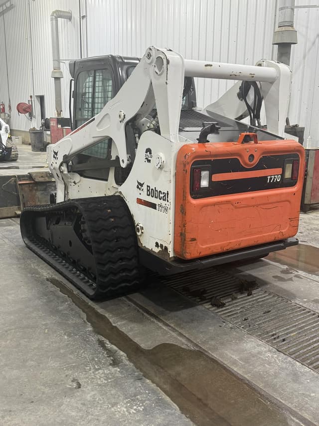 Image of Bobcat T770 equipment image 2
