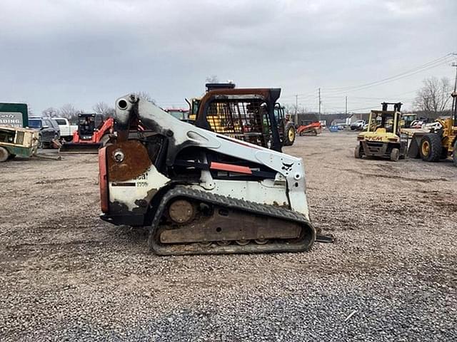 Image of Bobcat T770 equipment image 4