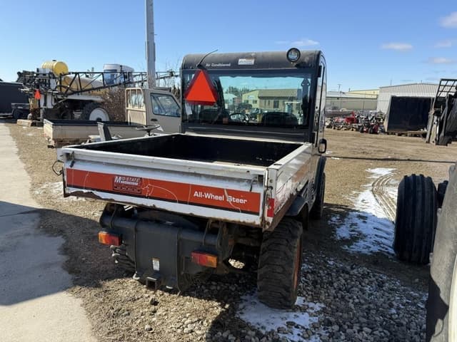 Image of Bobcat Toolcat 5600 equipment image 3