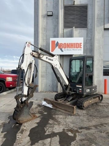 Main image Bobcat E35