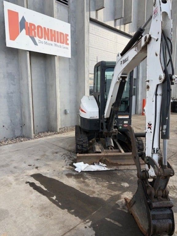 Image of Bobcat E35 equipment image 2