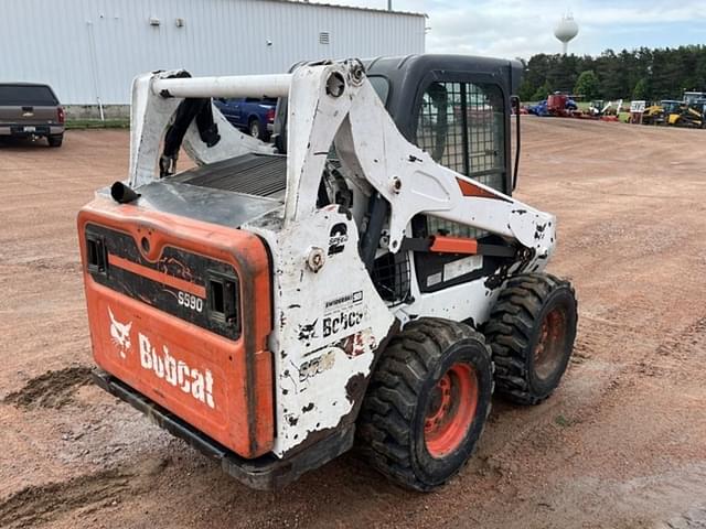 Image of Bobcat S590 equipment image 4