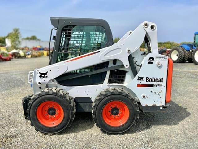 Image of Bobcat S590 equipment image 3