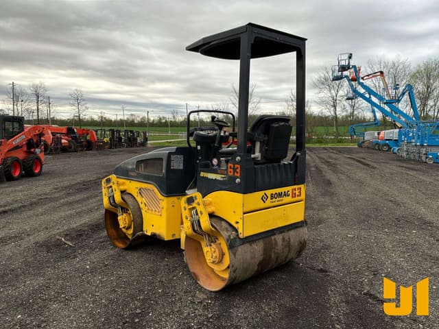 Image of Bomag BW120AD equipment image 3
