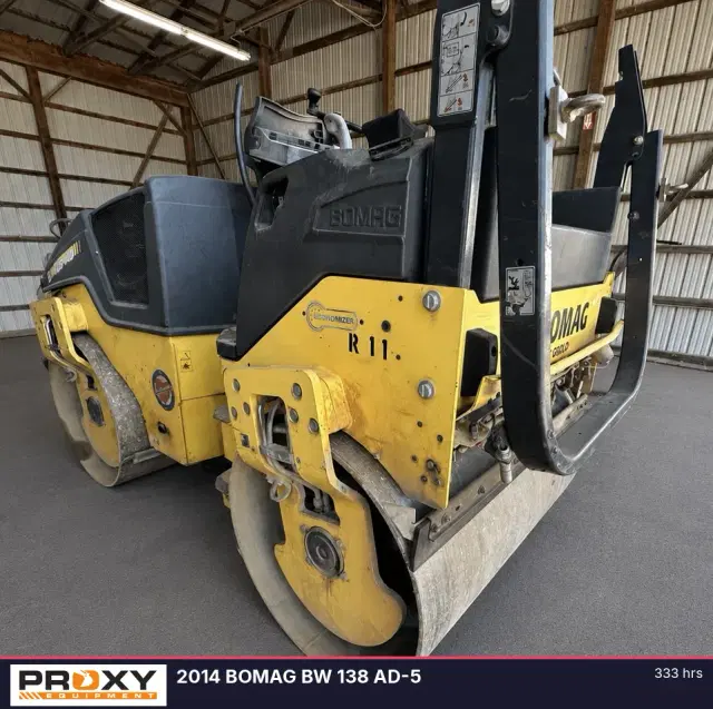 Image of Bomag BW138AD-5 equipment image 2