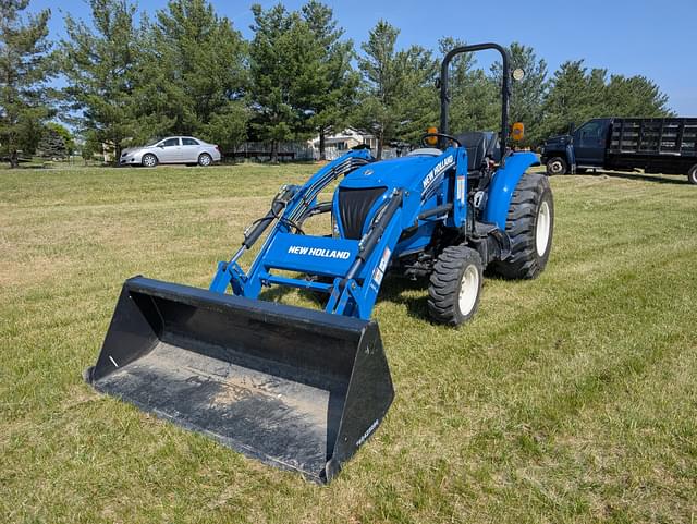 Image of New Holland Boomer 37 equipment image 1