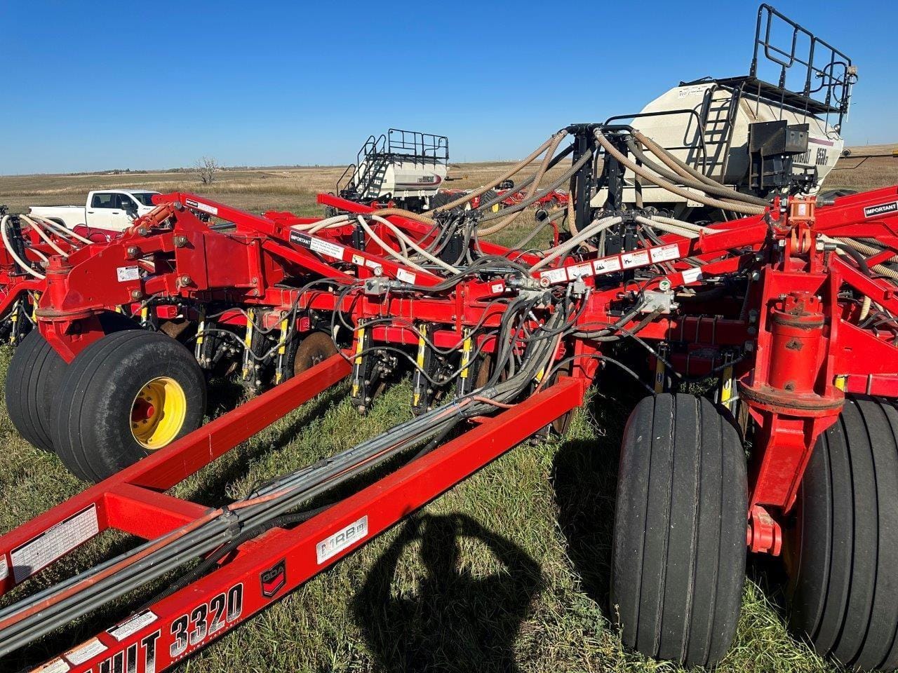 2014 Bourgault 3320-60 Equipment Image0