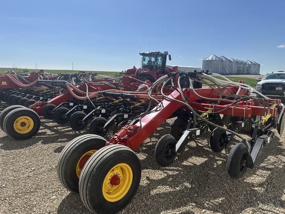 Image of Bourgault 3320-76 equipment image 2