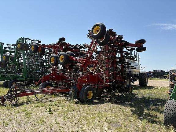Image of Bourgault 3320 equipment image 1