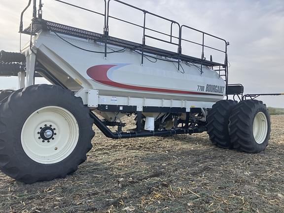 Image of Bourgault 3710 equipment image 3