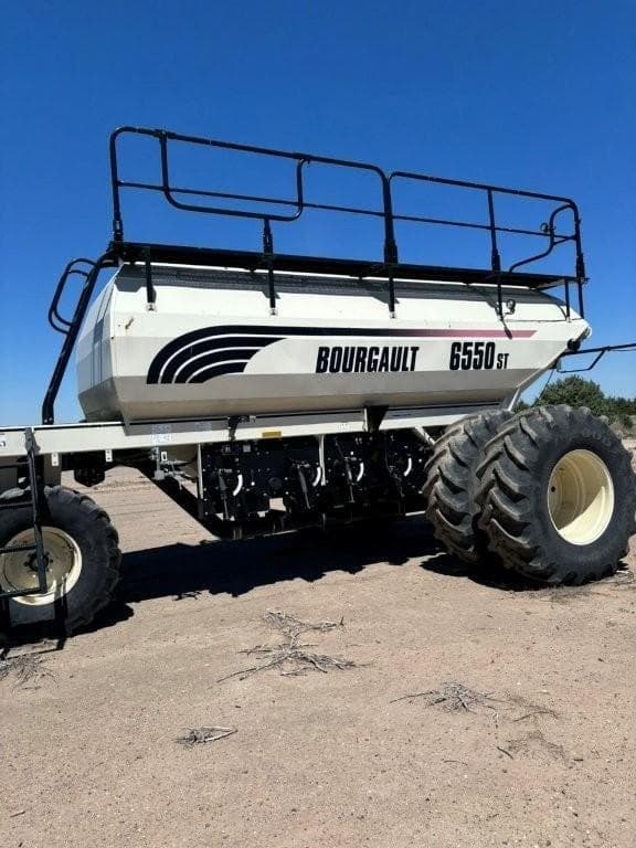 Image of Bourgault 3710 equipment image 3