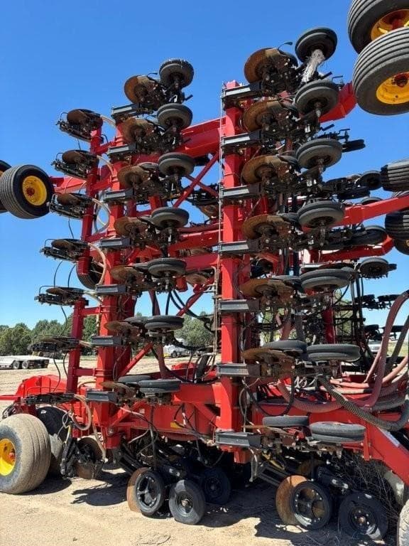 Image of Bourgault 3710 equipment image 2