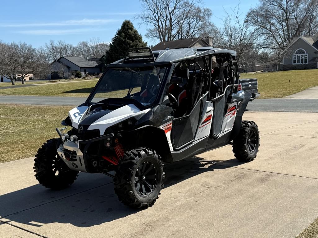 Image of Can-Am Maverick 1000R X Primary image
