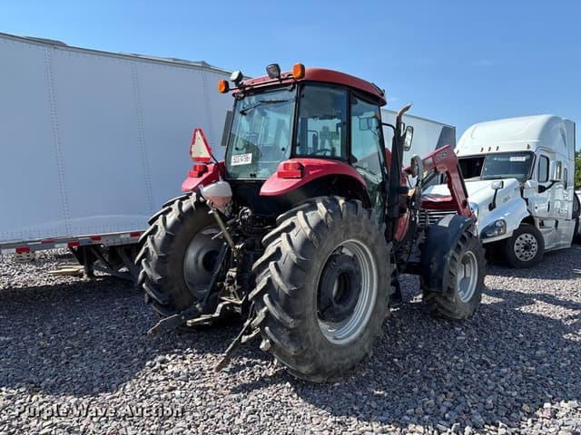 Image of Case IH Farmall 110A equipment image 4