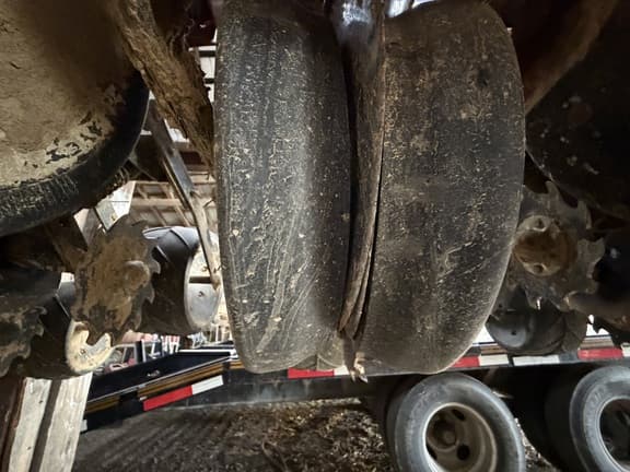 Image of Case IH 1245 equipment image 2