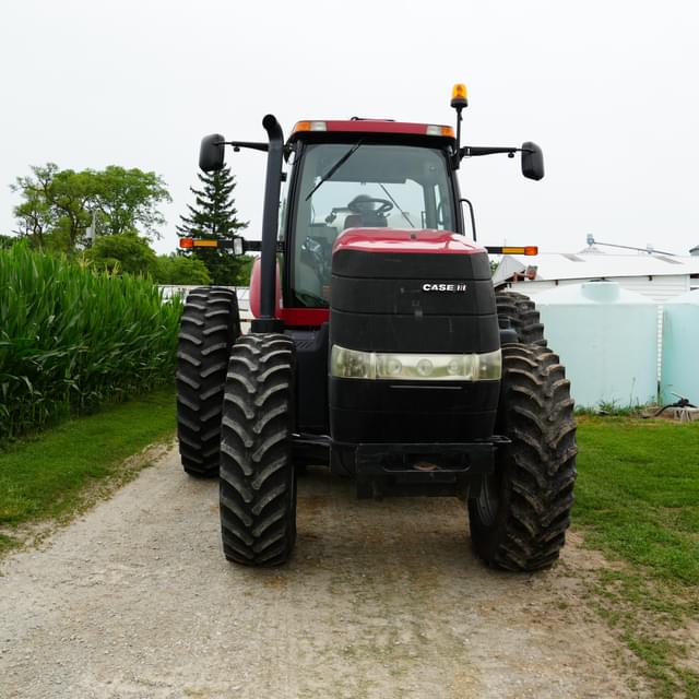 Image of Case IH Magnum 180 equipment image 2