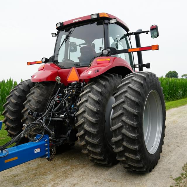 Image of Case IH Magnum 180 equipment image 4