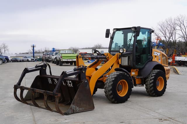Image of Case 321F equipment image 3