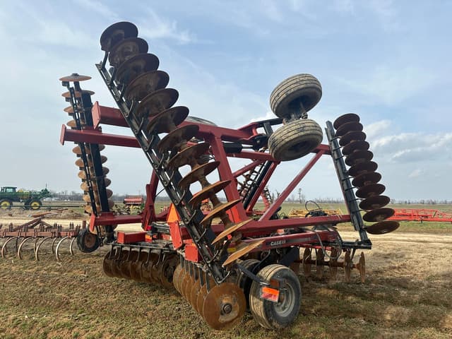 Image of Case IH 340 equipment image 2